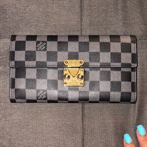 Fashion Black and Gray Wallet with Gold Accents